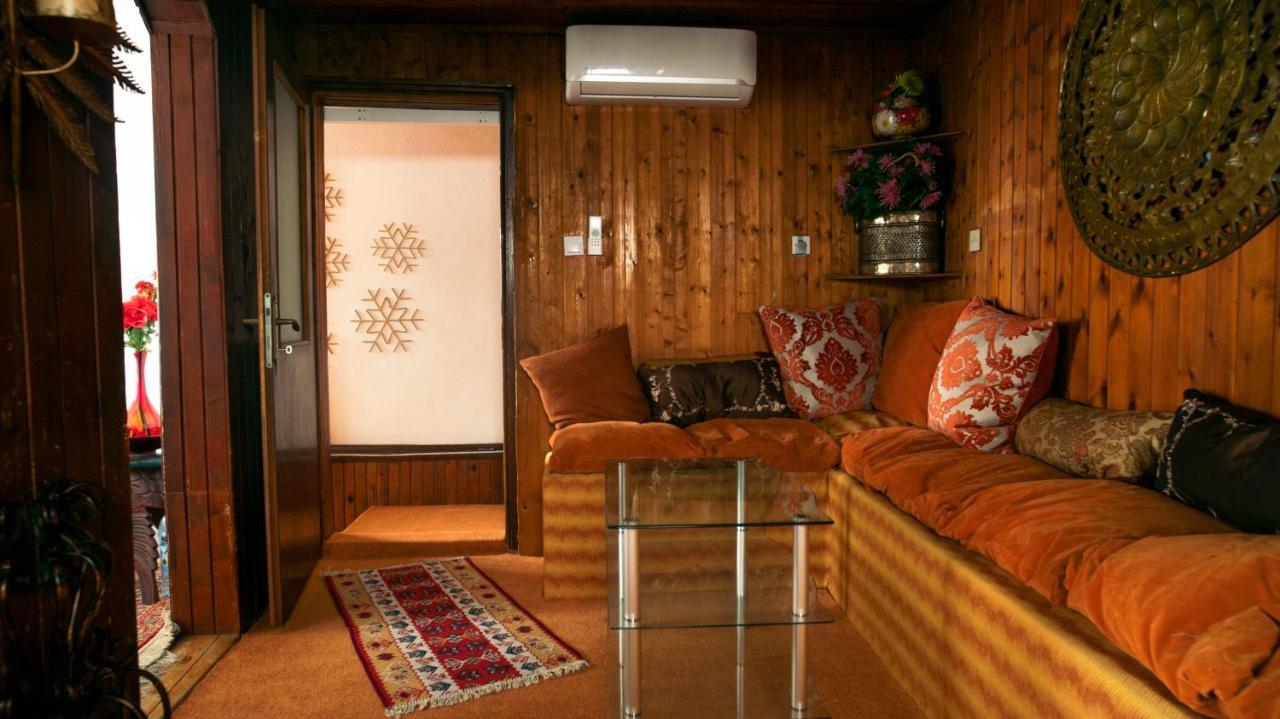 Vila Semaldi Orient SJJ Exteriér fotografie